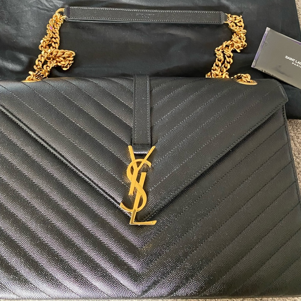 Saint Laurent Large Envelope Bag - Picture 2 of 6